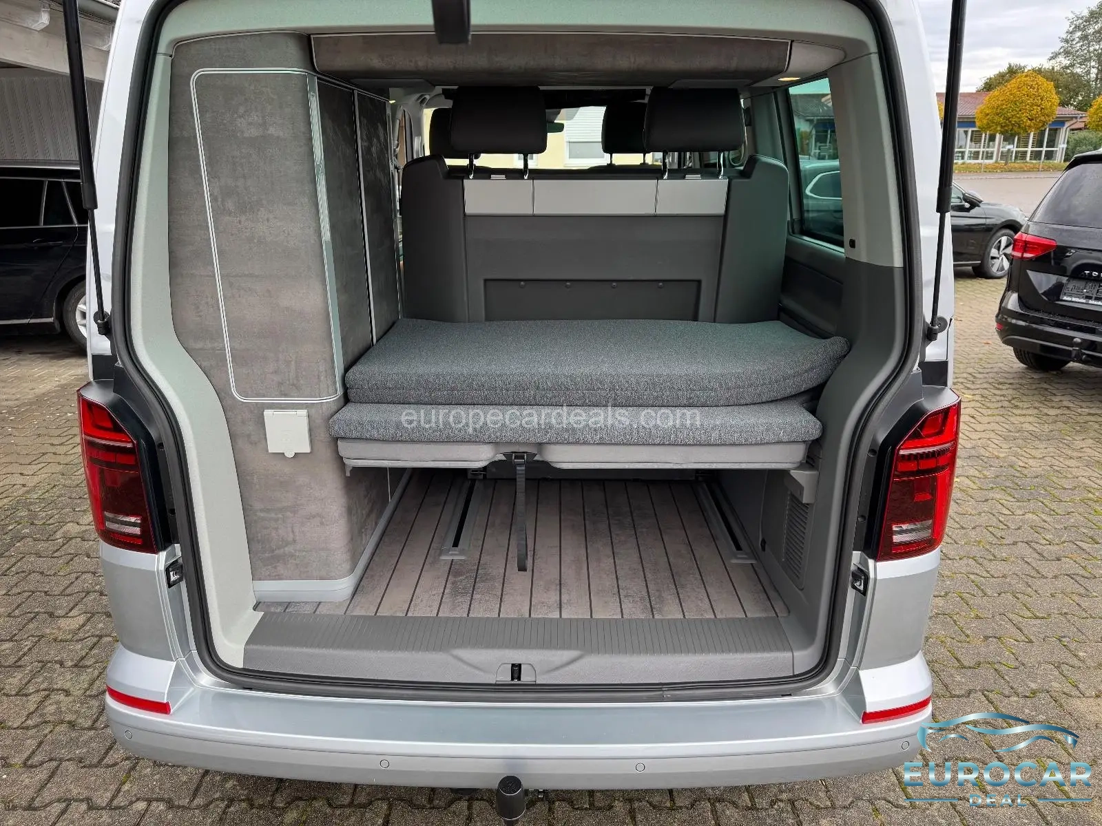 Volkswagen T6 California