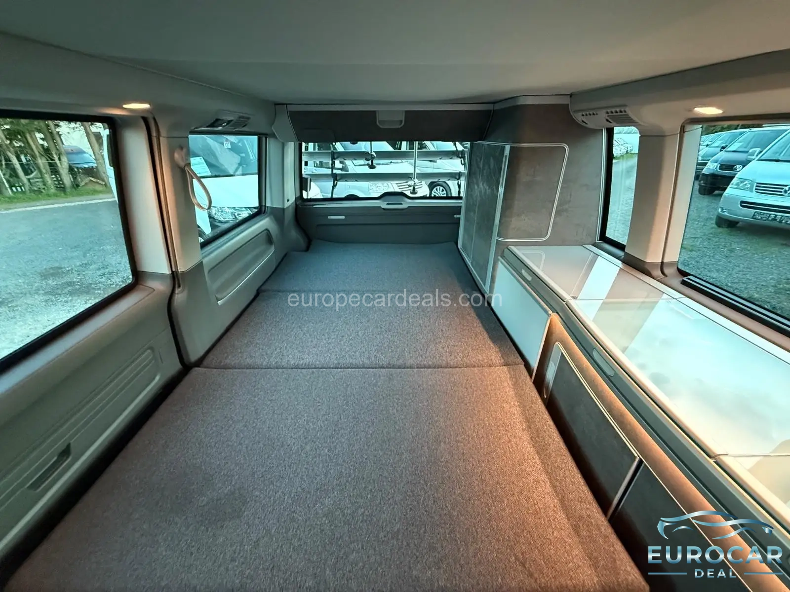 Volkswagen T6 California