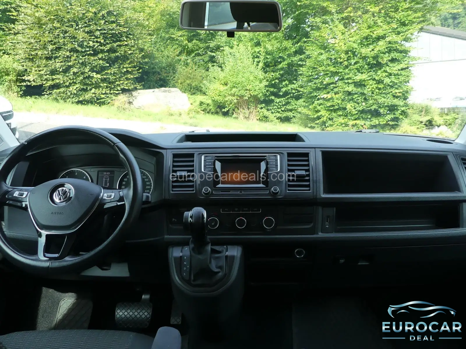 Volkswagen T6 California