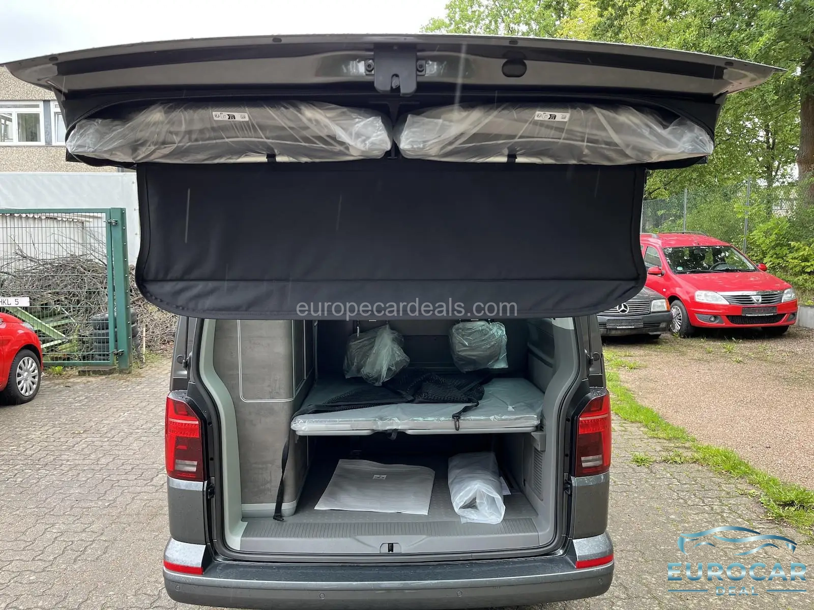 Volkswagen T6 California