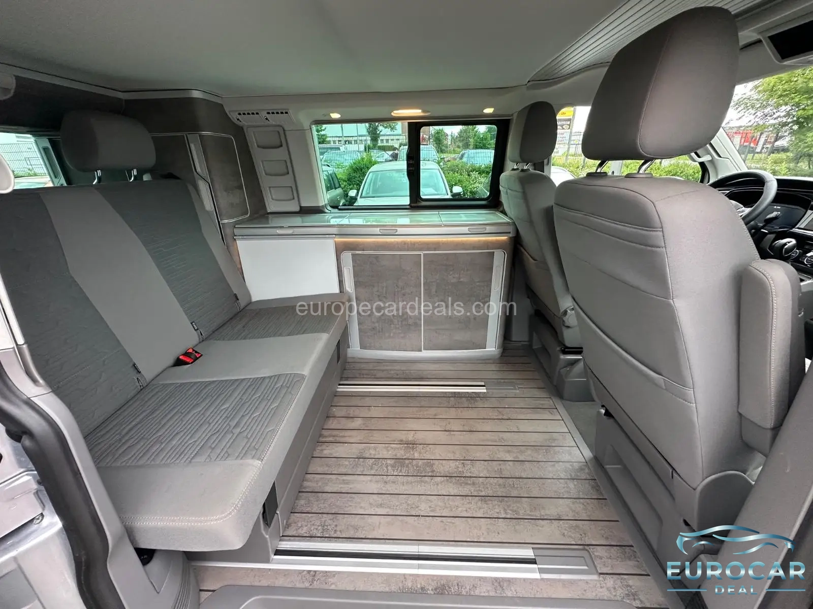 Volkswagen T6 California