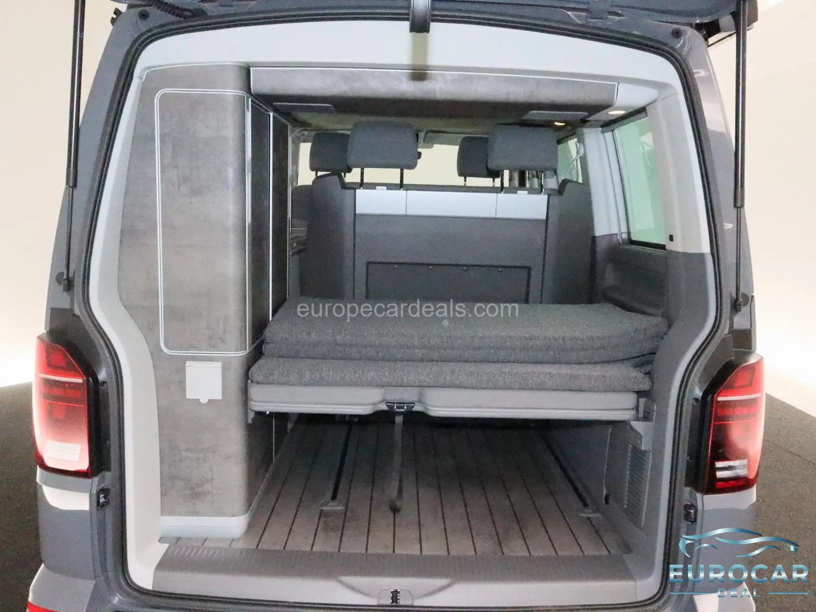 Volkswagen T6 California