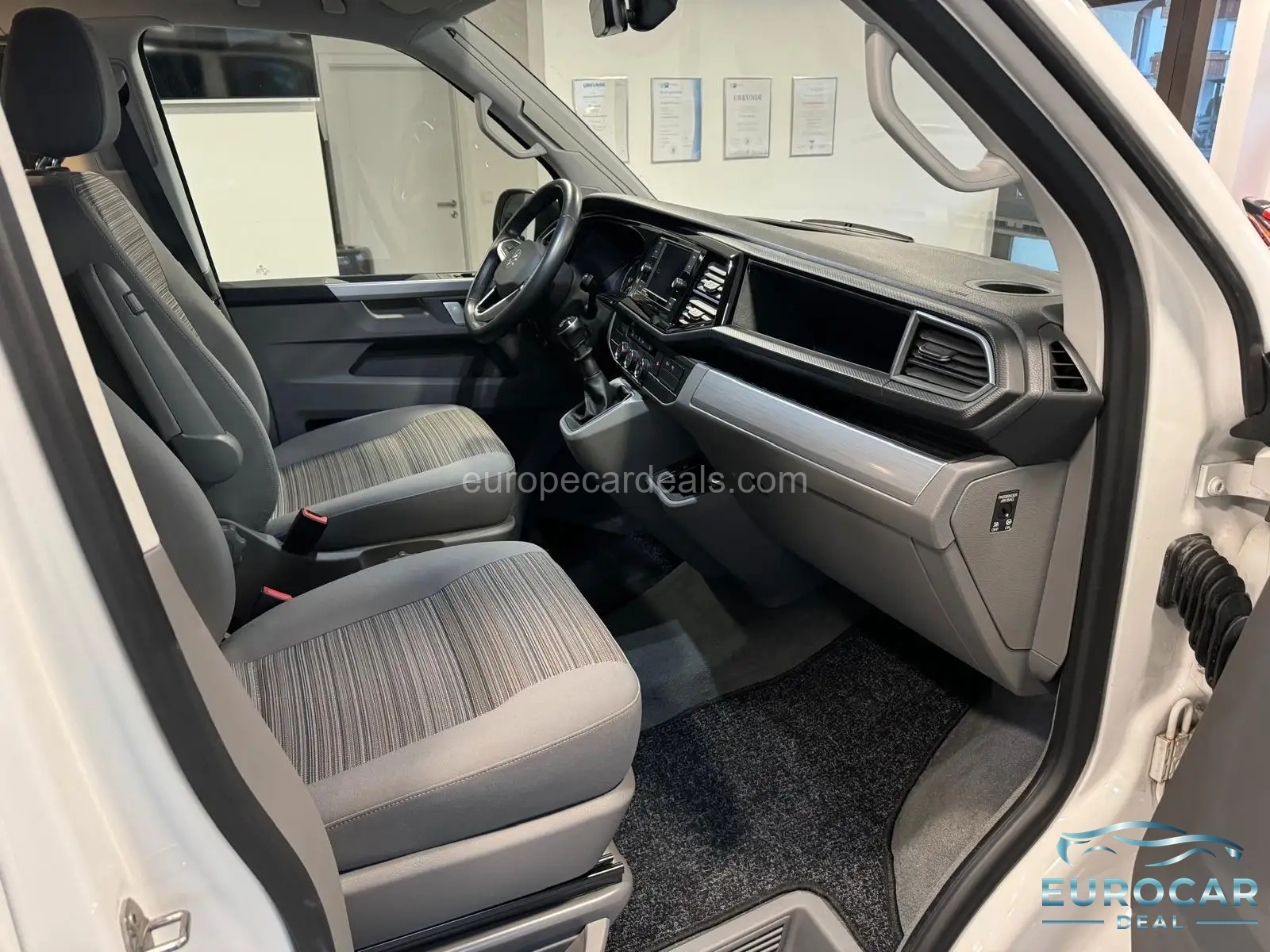 Volkswagen T6 California