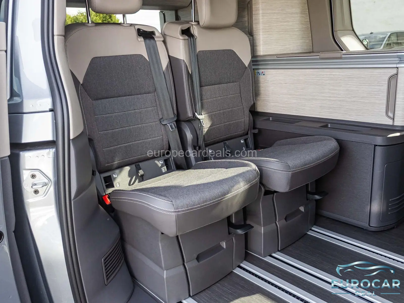 Volkswagen T7 California