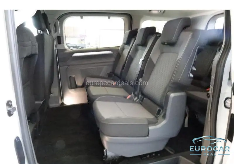 Volkswagen T7 Caravelle