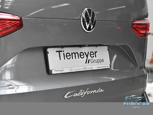 Volkswagen T7 California