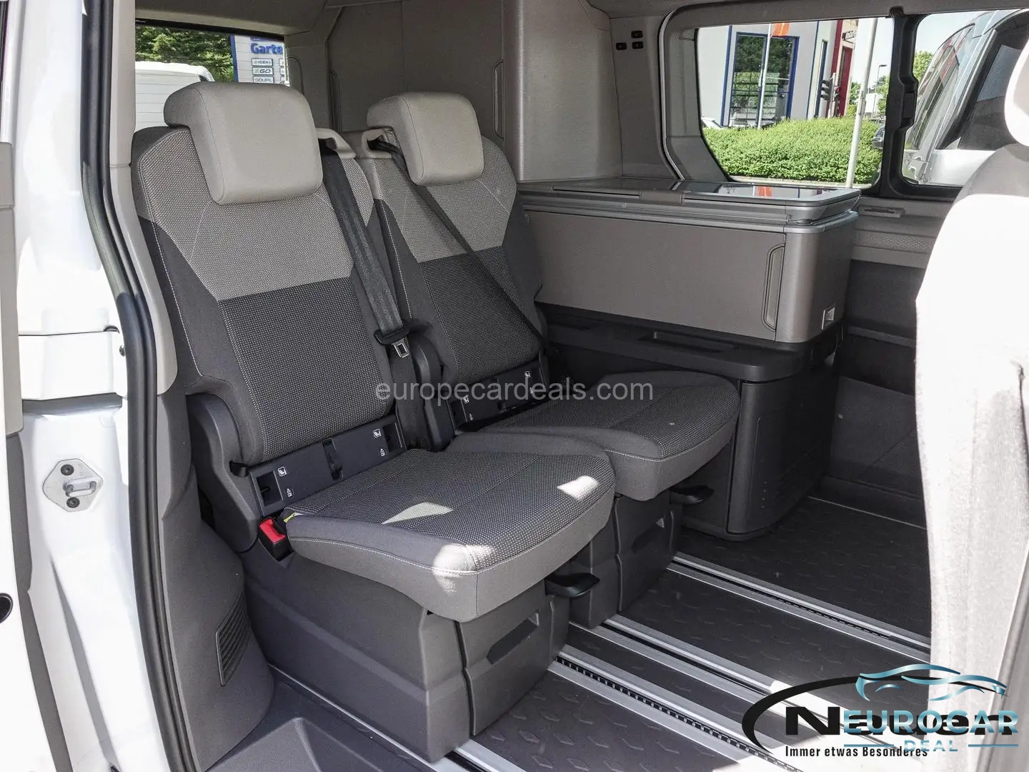 Volkswagen T7 California