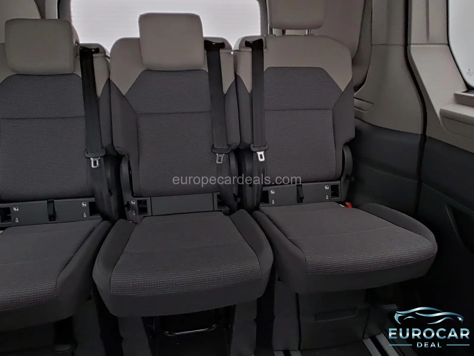 Volkswagen T7 California