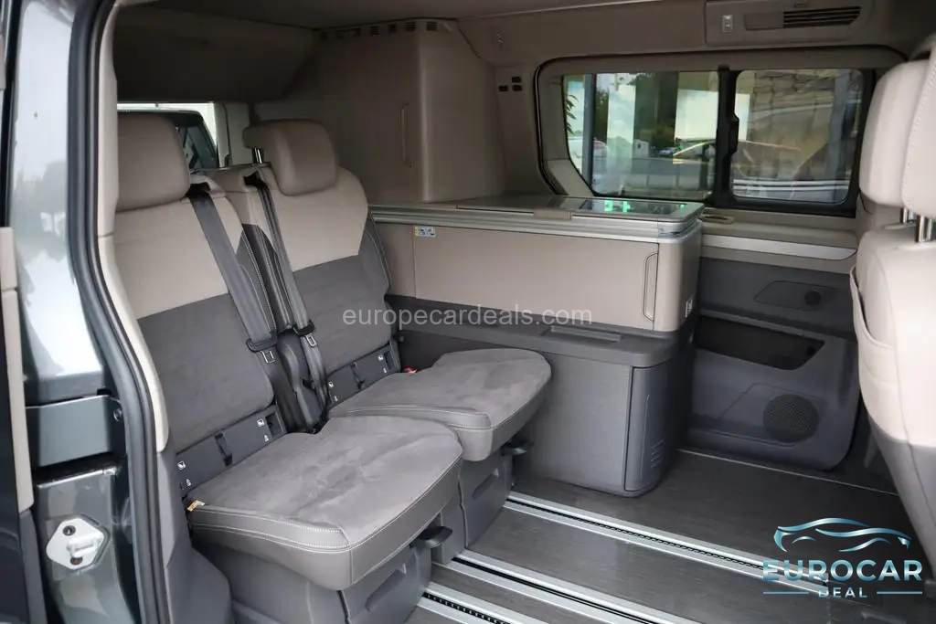 Volkswagen T7 California