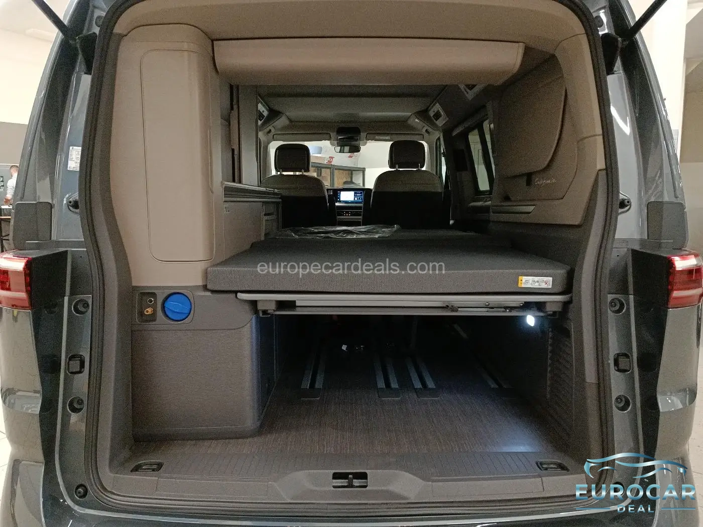 Volkswagen T7 California