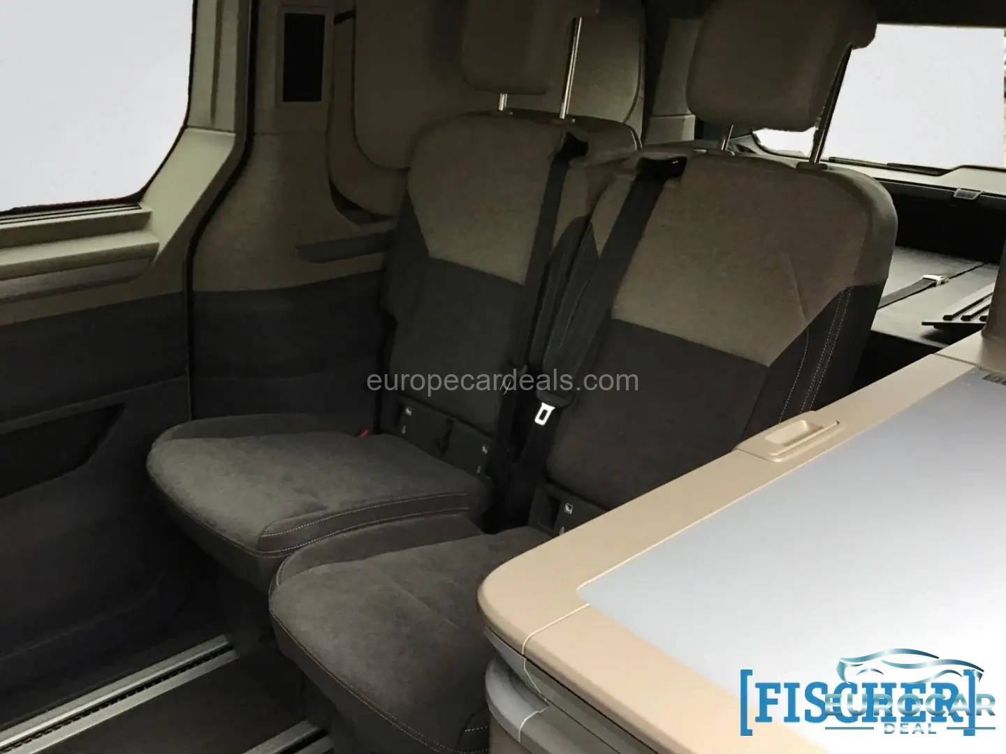Volkswagen T7 California