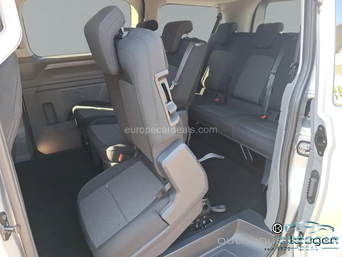 Volkswagen T7 Caravelle