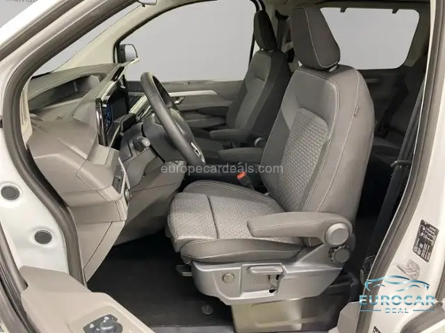 Volkswagen T7 Caravelle