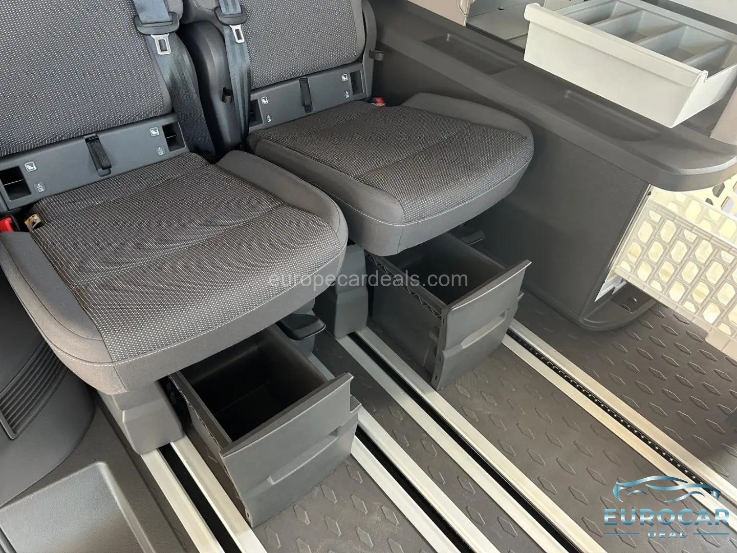 Volkswagen T7 California