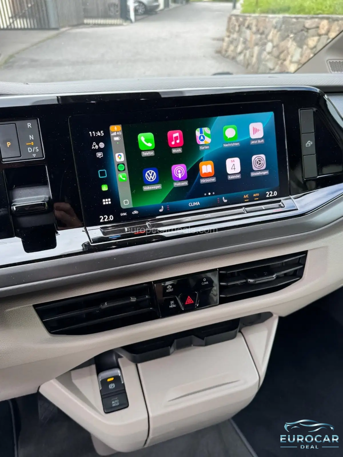 Volkswagen T7 California