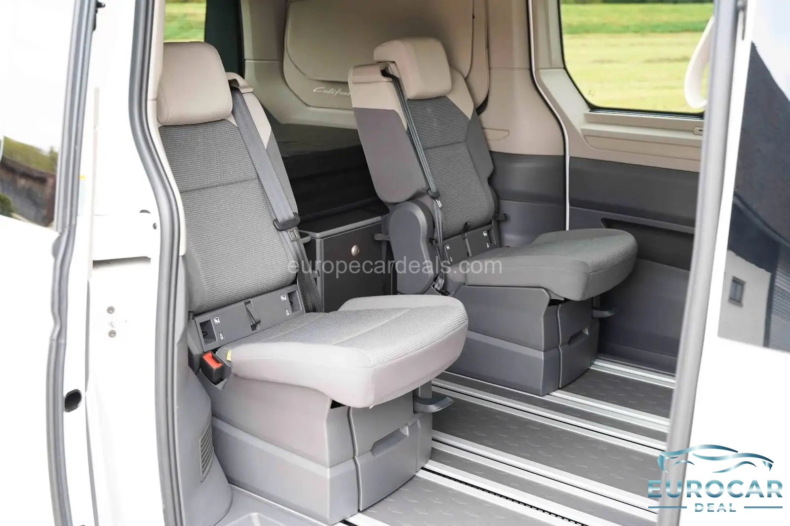 Volkswagen T7 California