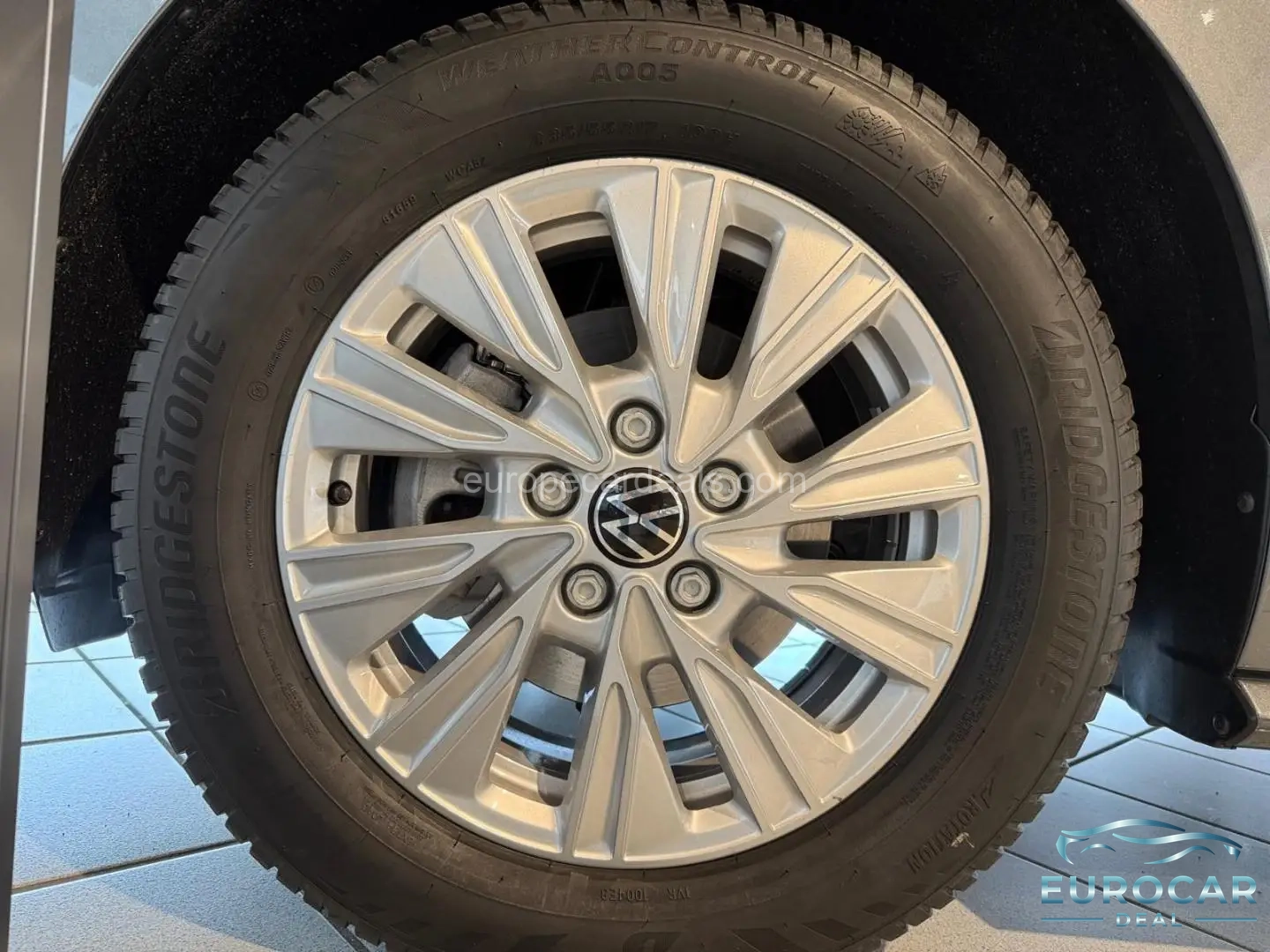 Volkswagen T7 California