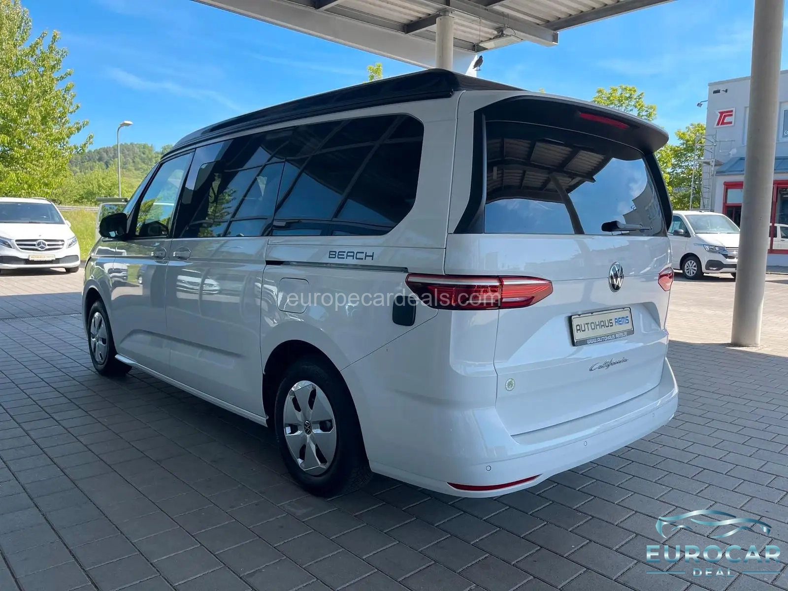 Volkswagen T7 California