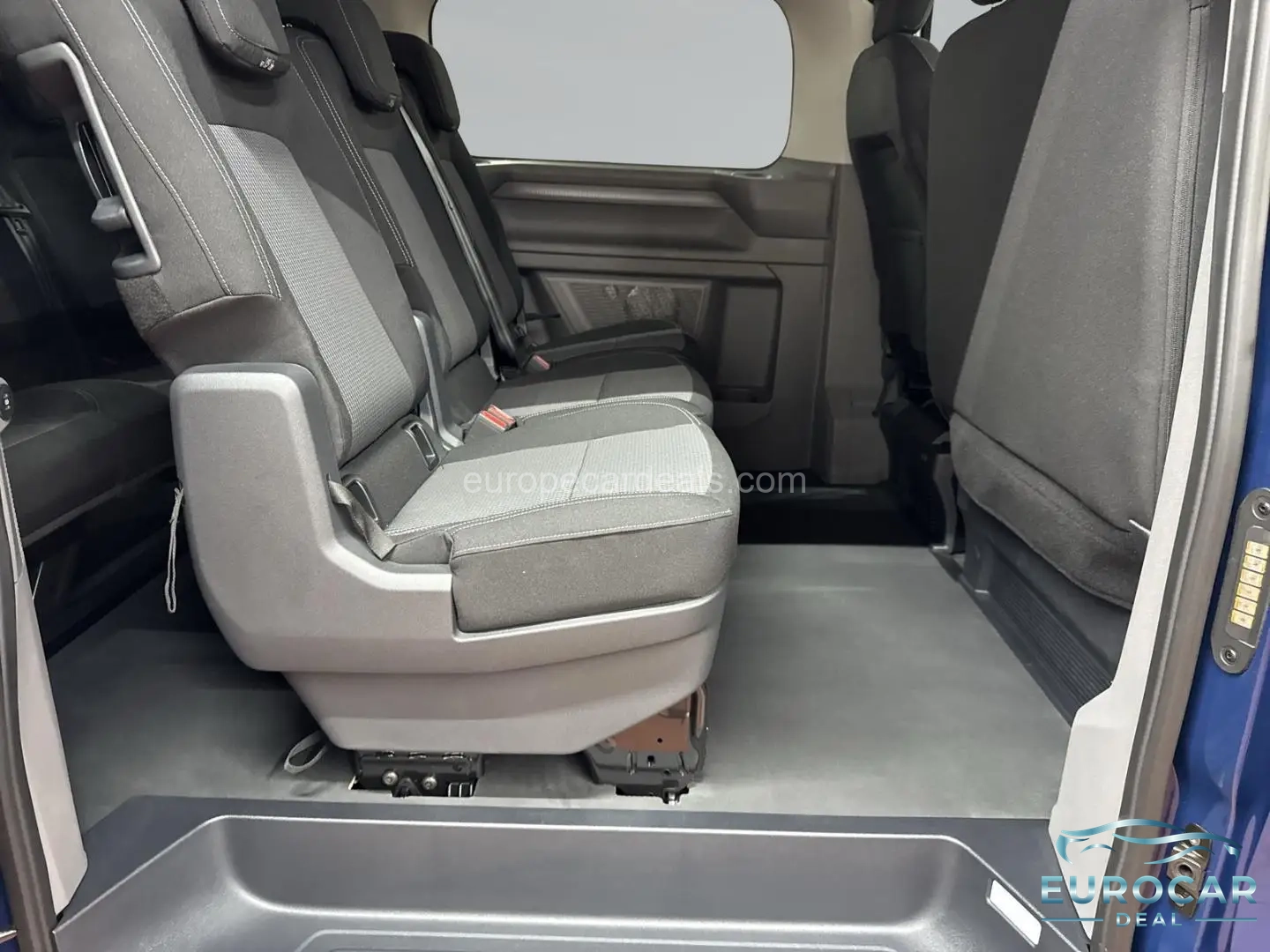 Volkswagen T7 Caravelle