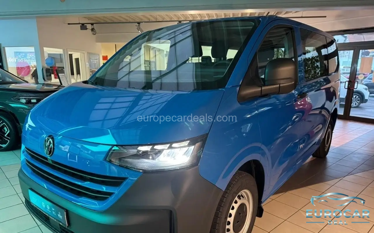 Volkswagen T7 Kombi