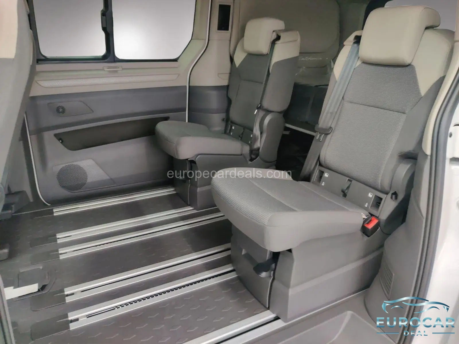 Volkswagen T7 California
