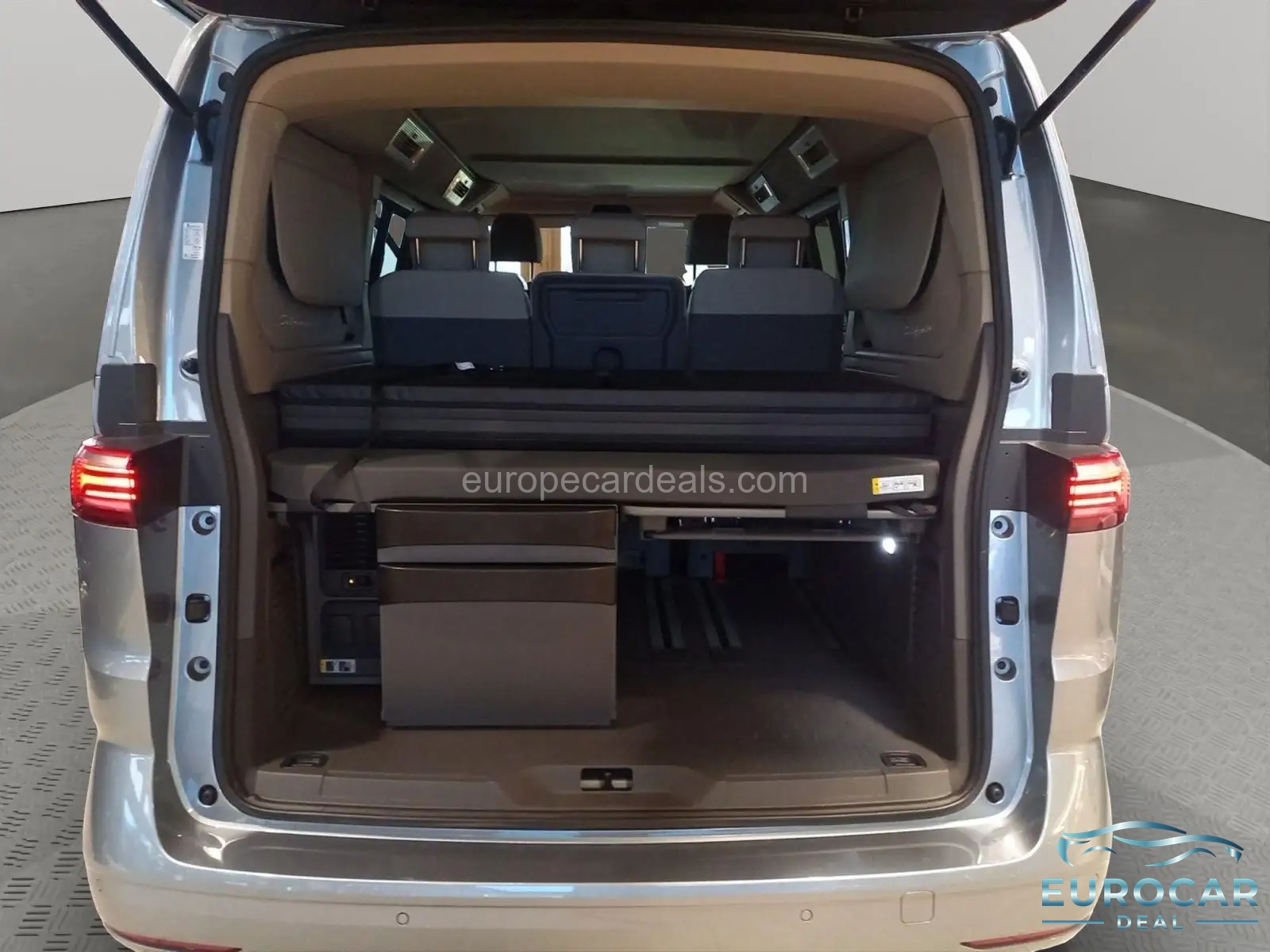 Volkswagen T7 California