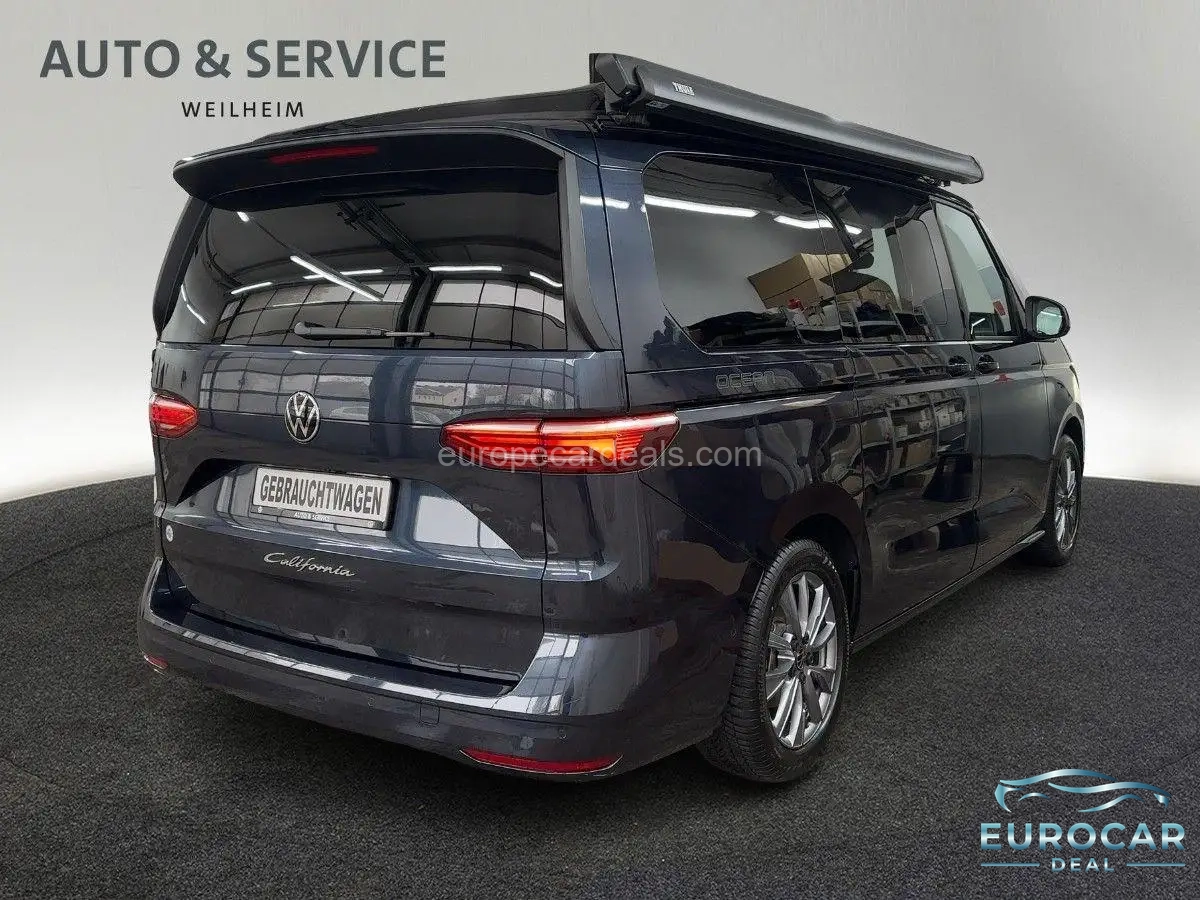 Volkswagen T7 Kombi