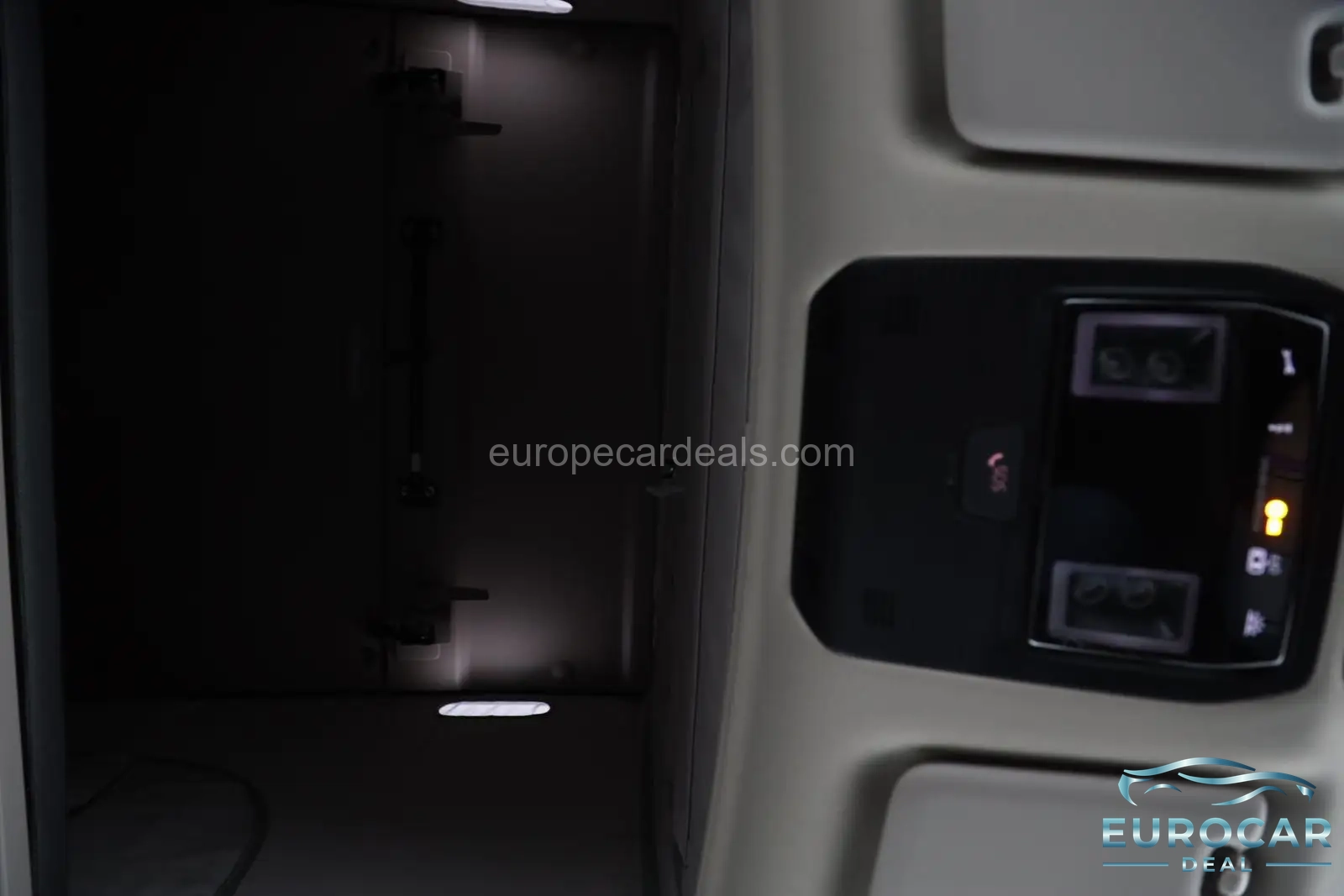 Volkswagen T7 California