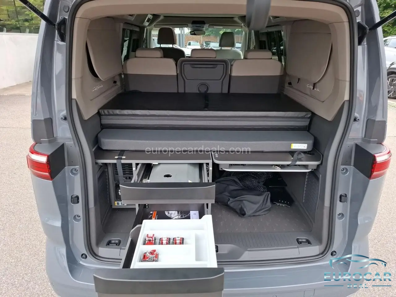 Volkswagen T7 California