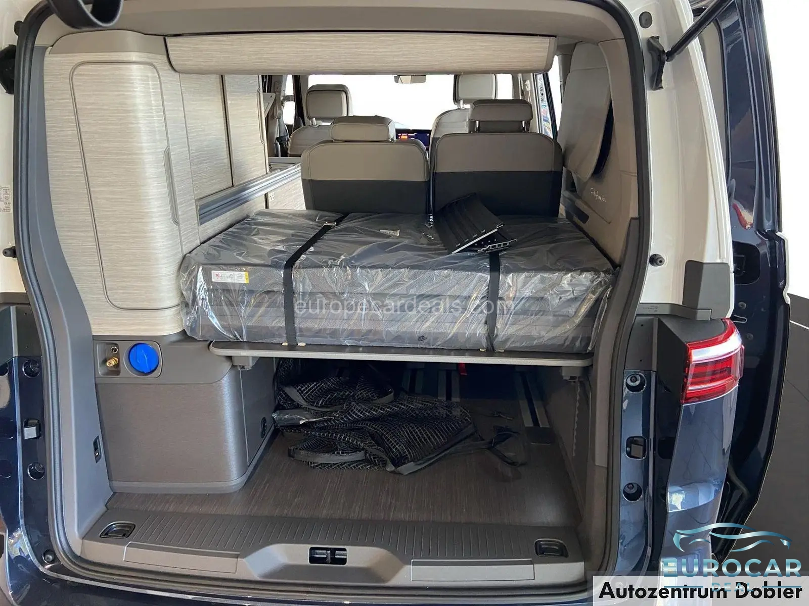 Volkswagen T7 California