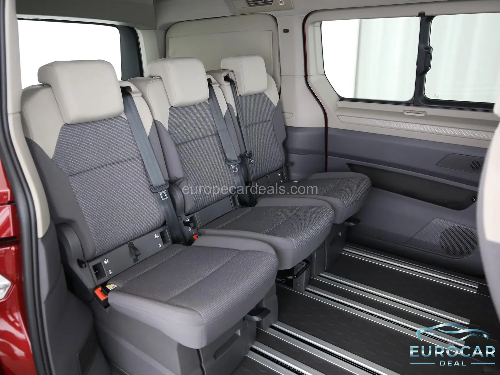 Volkswagen T7 California