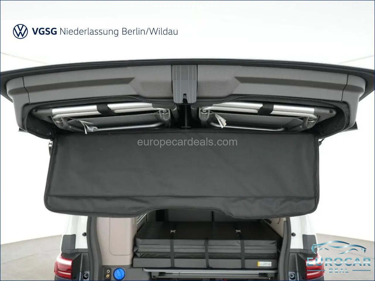 Volkswagen T7 California