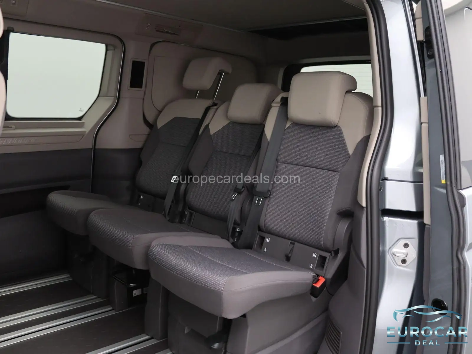 Volkswagen T7 California