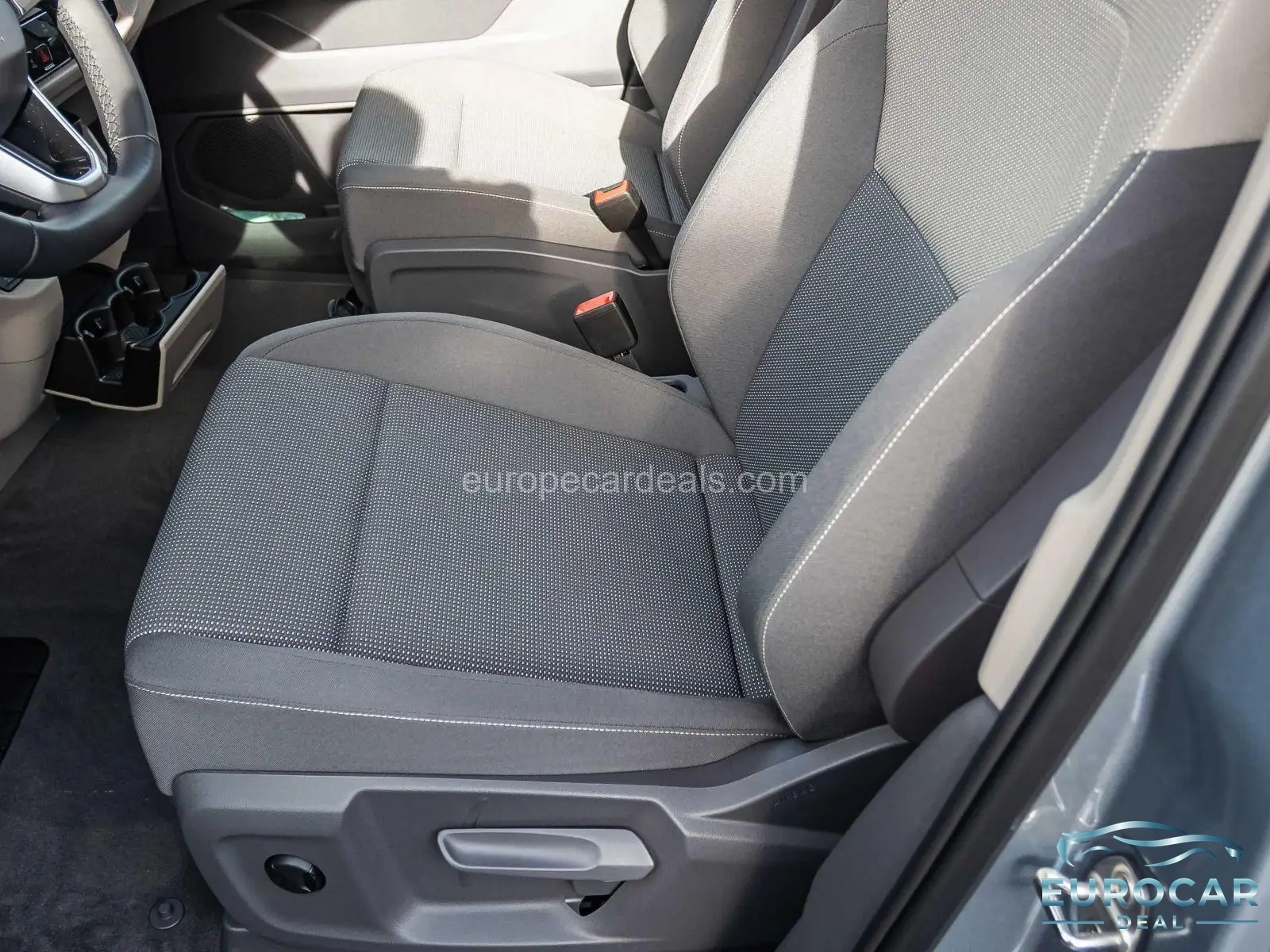 Volkswagen T7 California