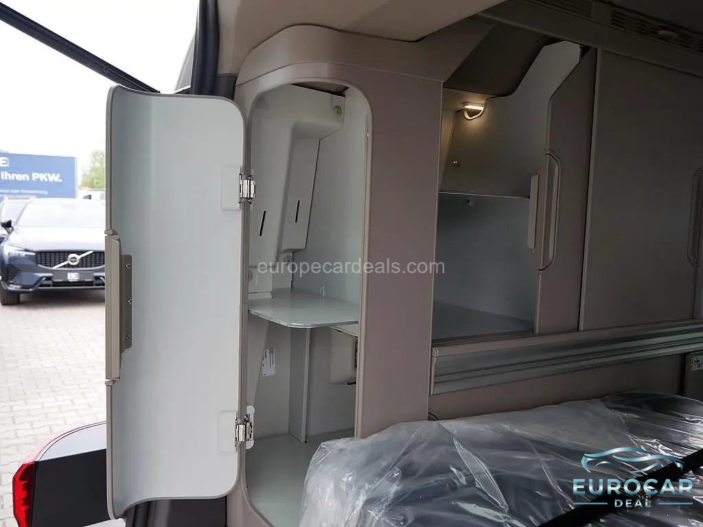 Volkswagen T7 California