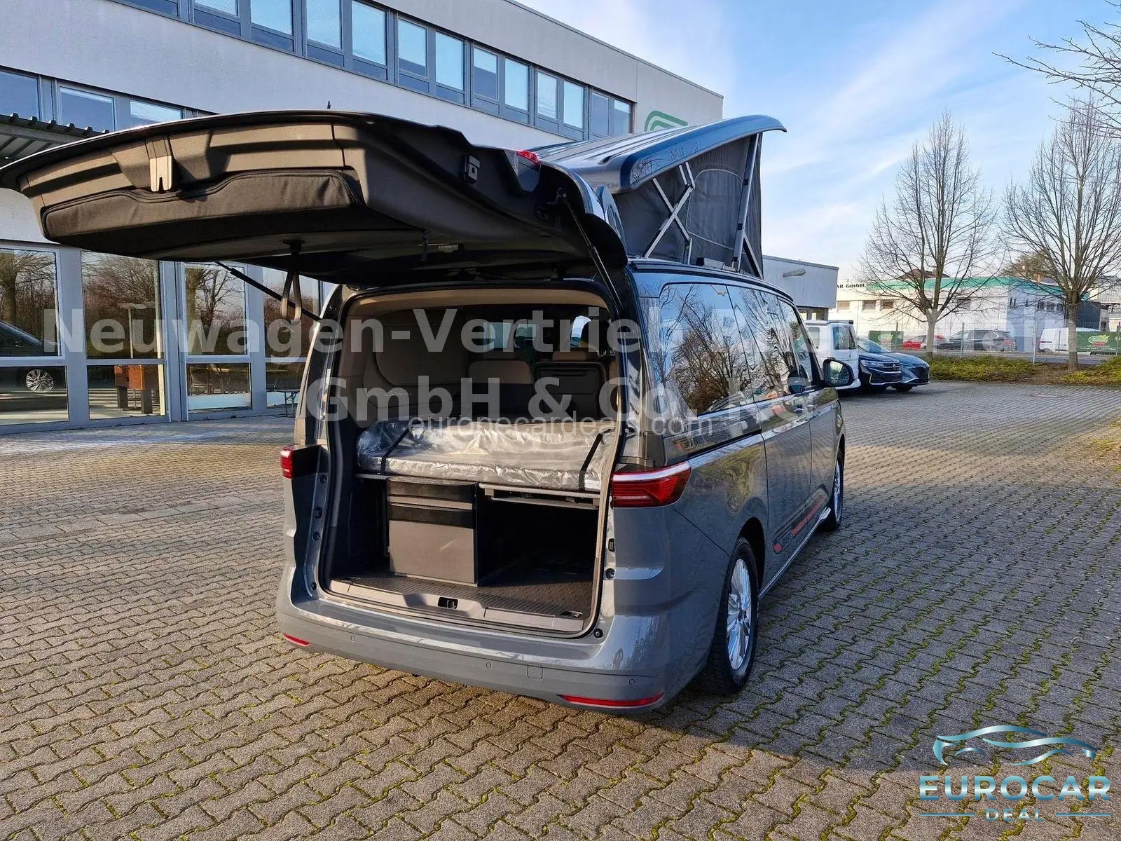 Volkswagen T7 California
