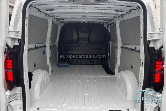 Volkswagen T7 Transporter