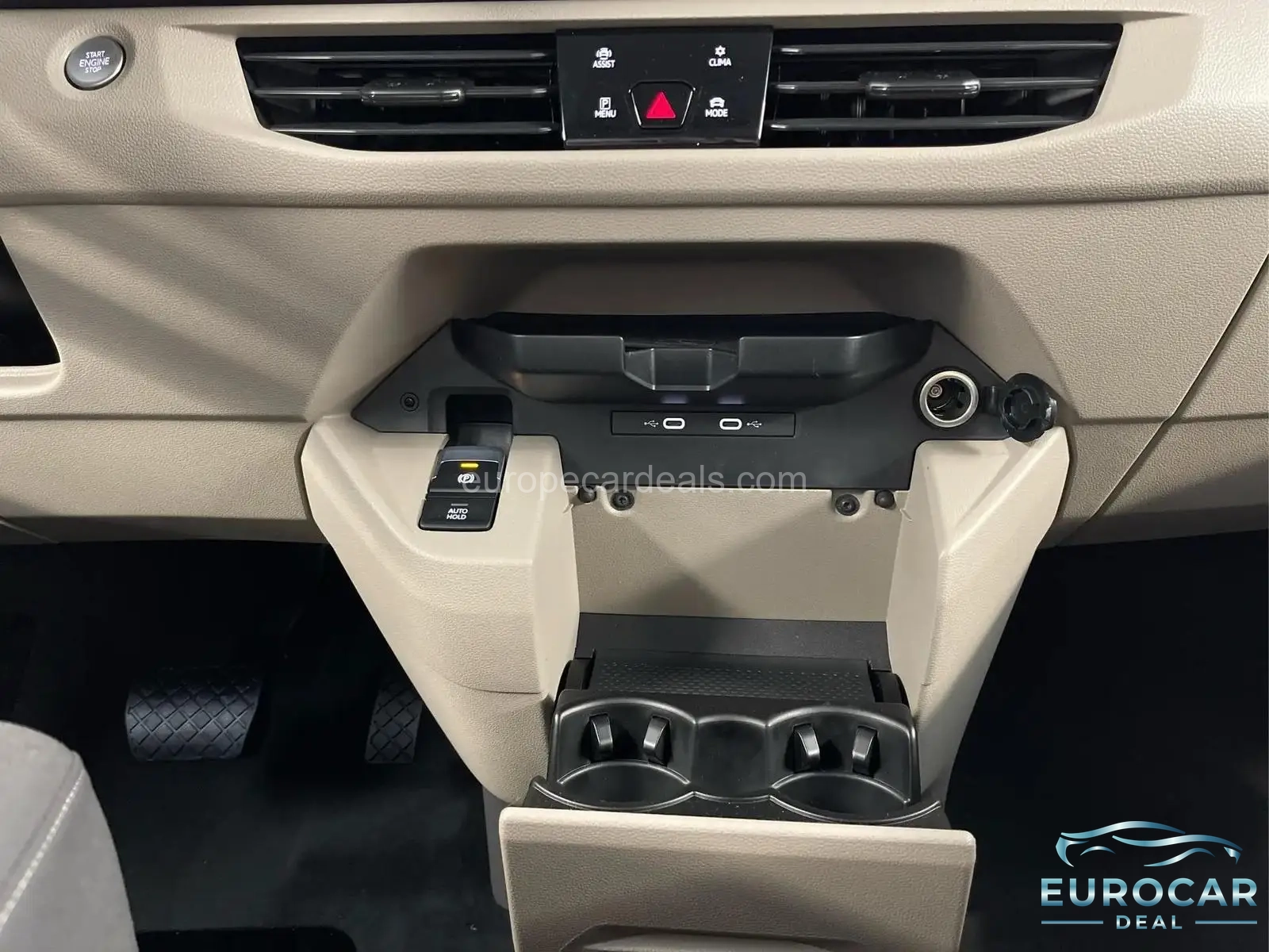 Volkswagen T7 California