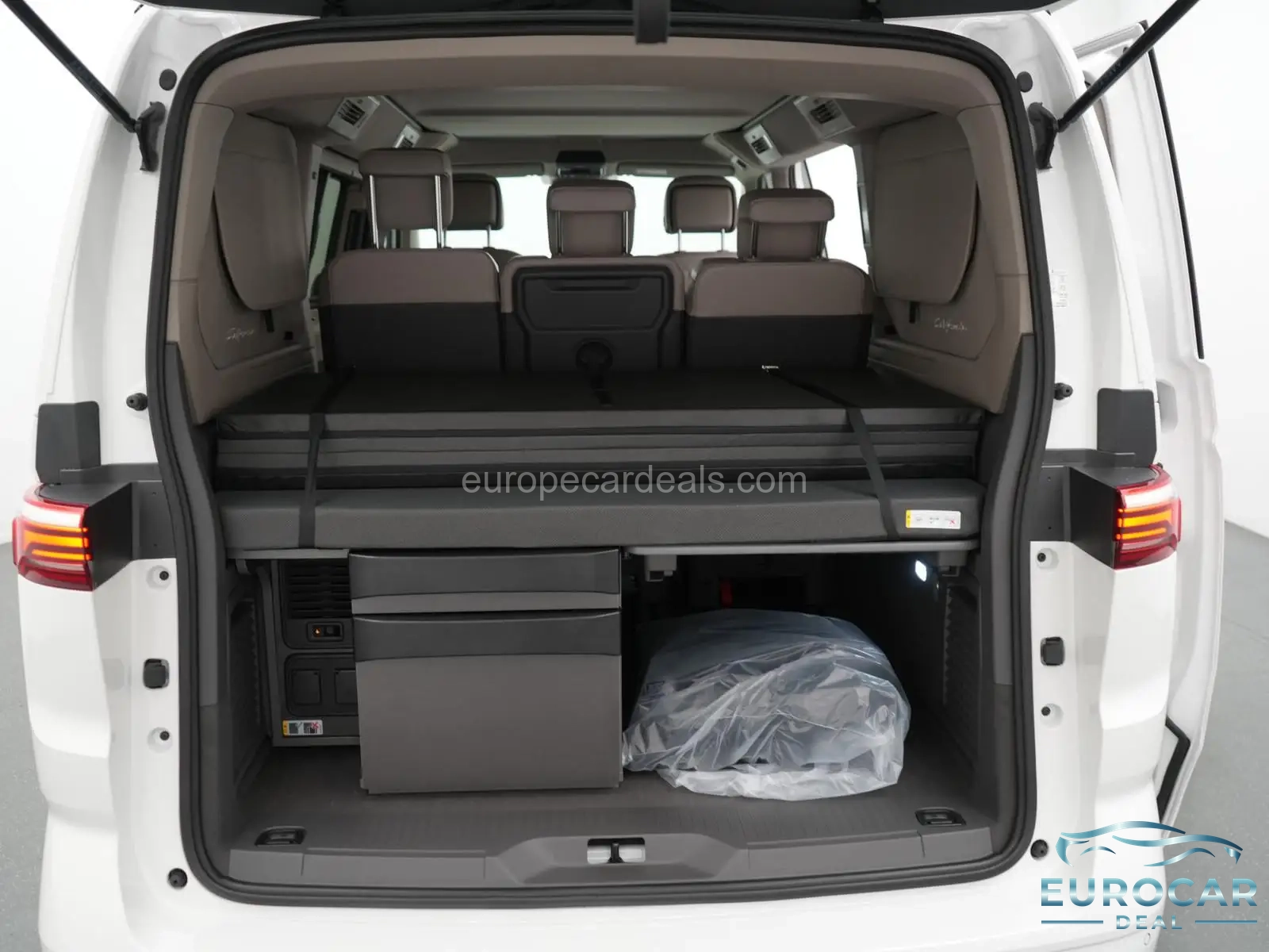 Volkswagen T7 California