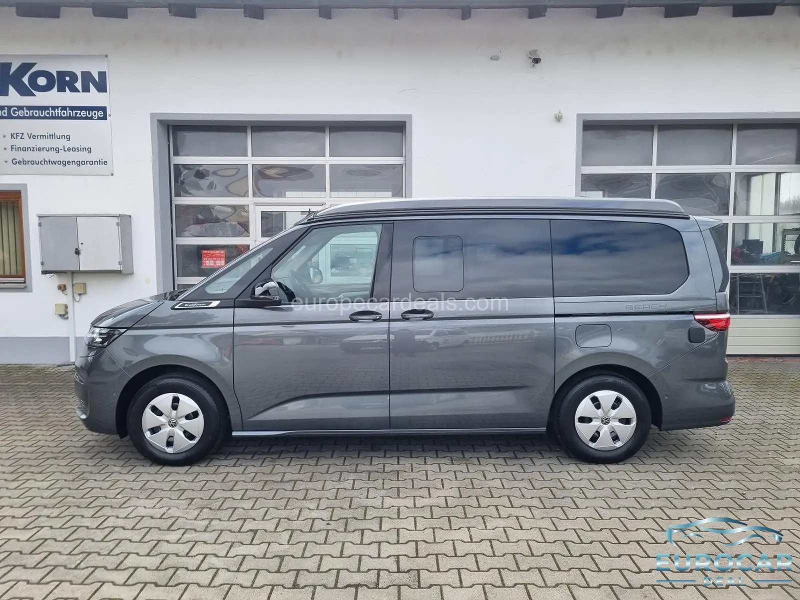 Volkswagen T7 California