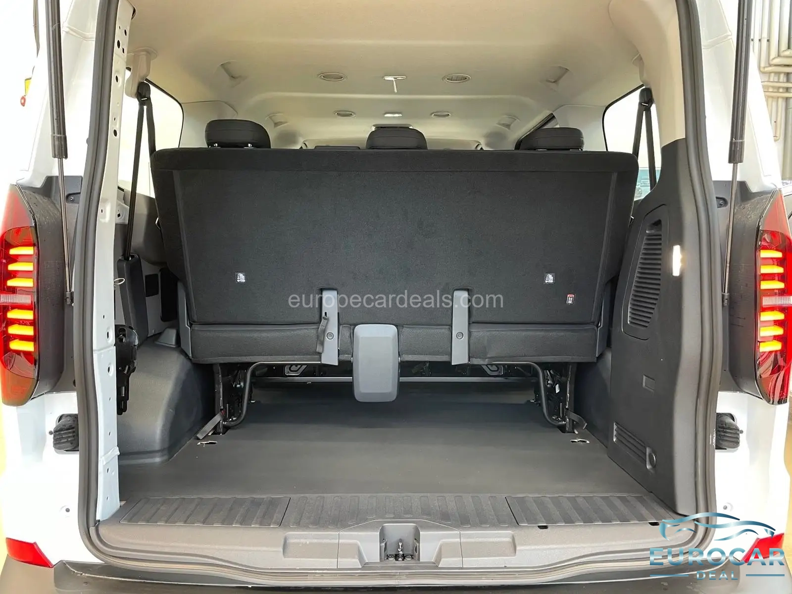 Volkswagen T7 Transporter