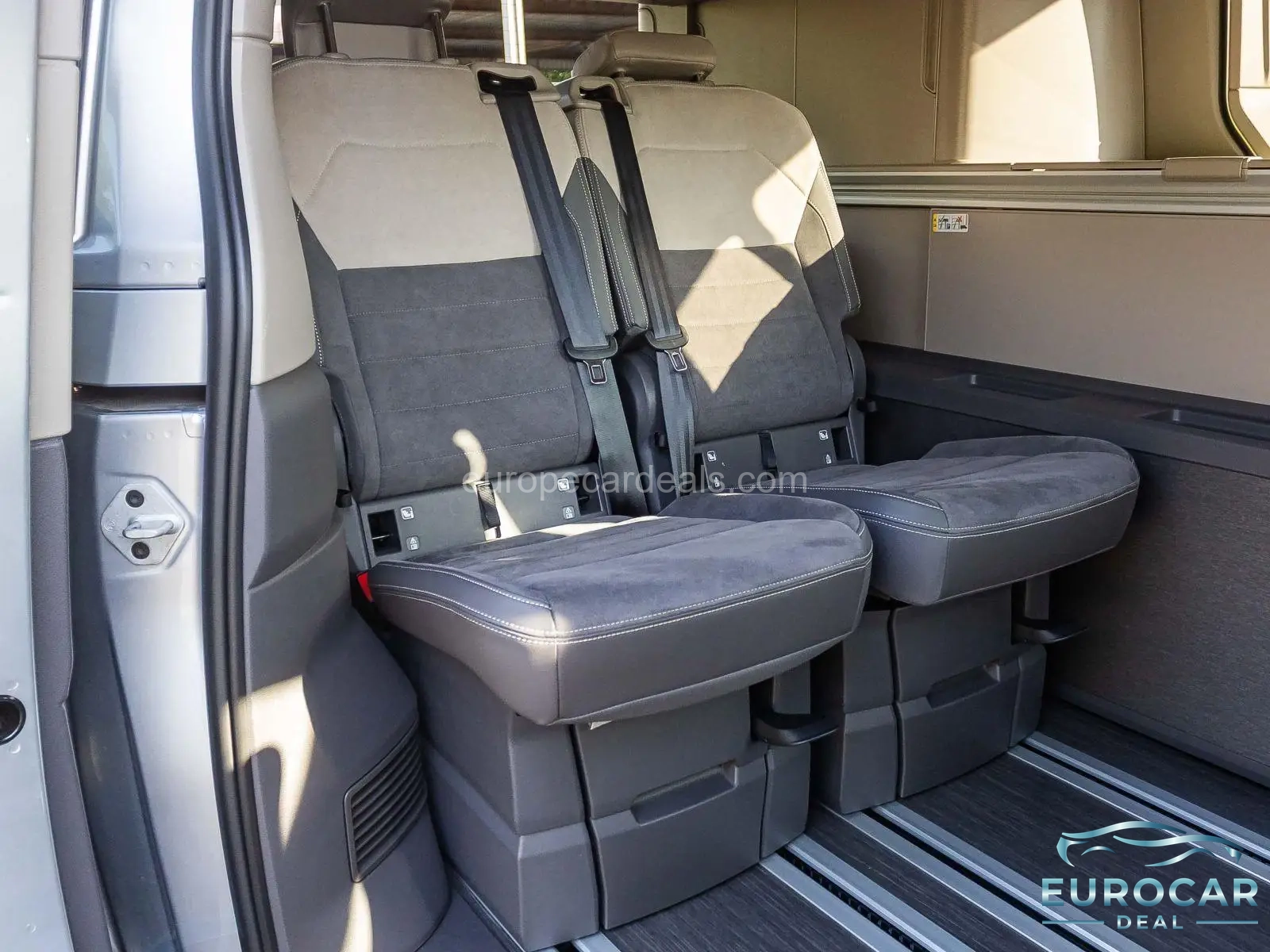 Volkswagen T7 California