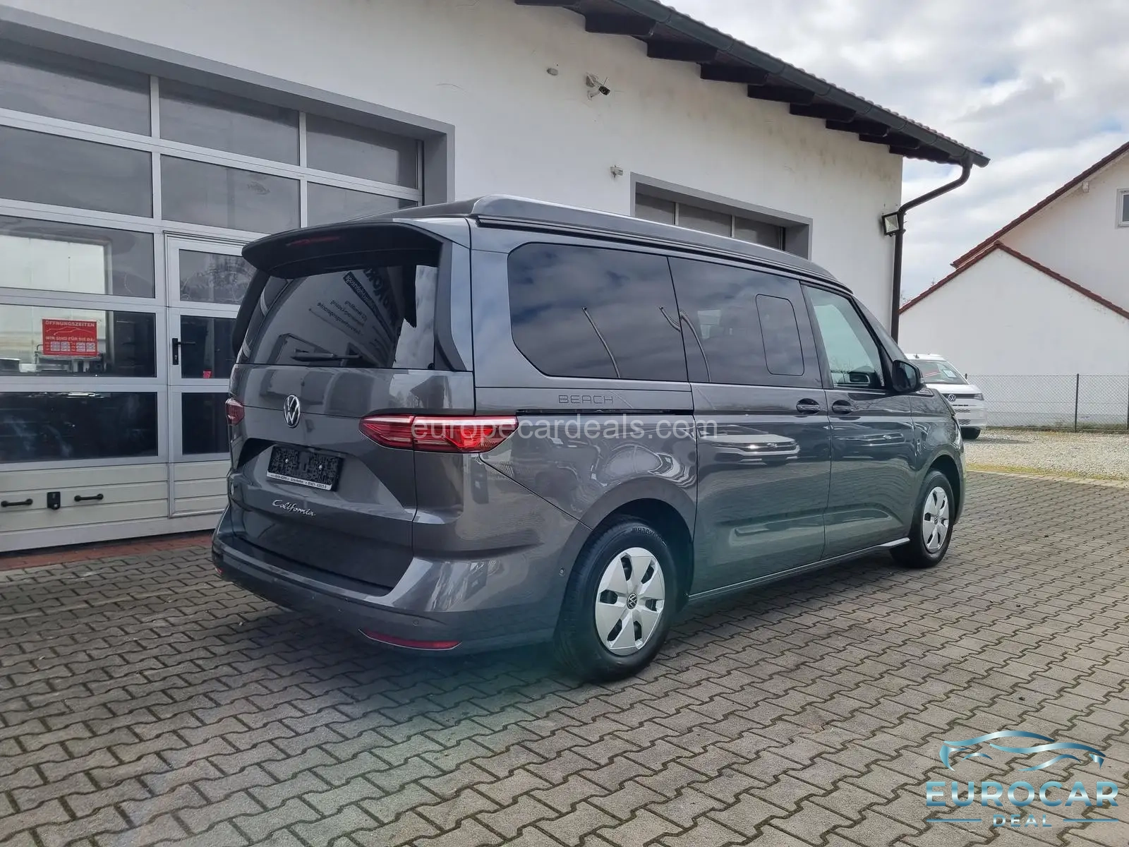 Volkswagen T7 California