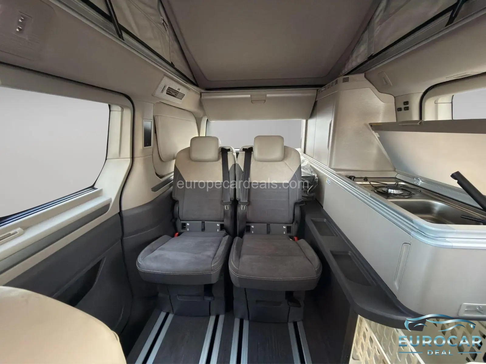 Volkswagen T7 California