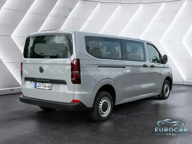 Volkswagen T7 Kombi