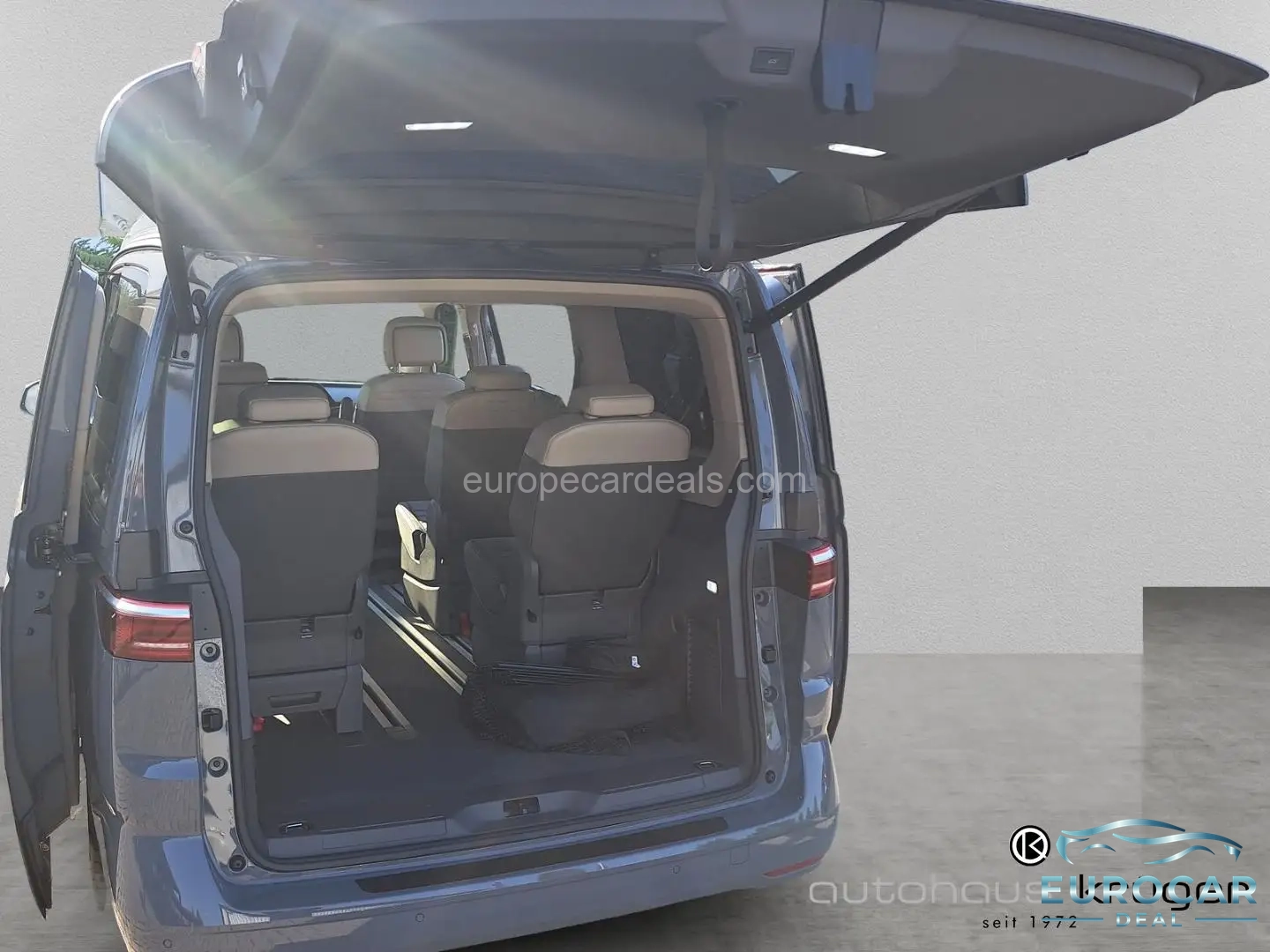 Volkswagen T7 California