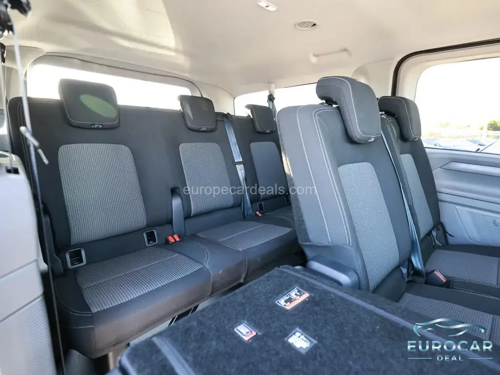 Volkswagen T7 Caravelle