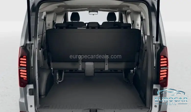 Volkswagen T7 Kombi
