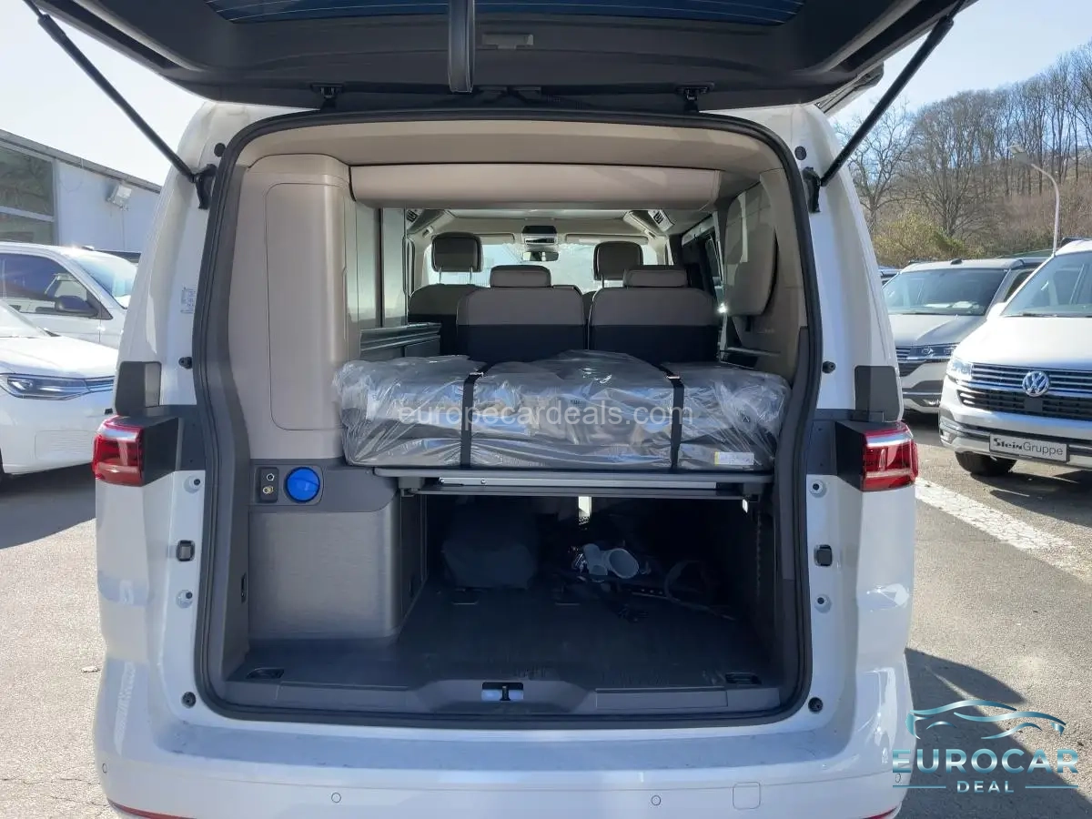 Volkswagen T7 California