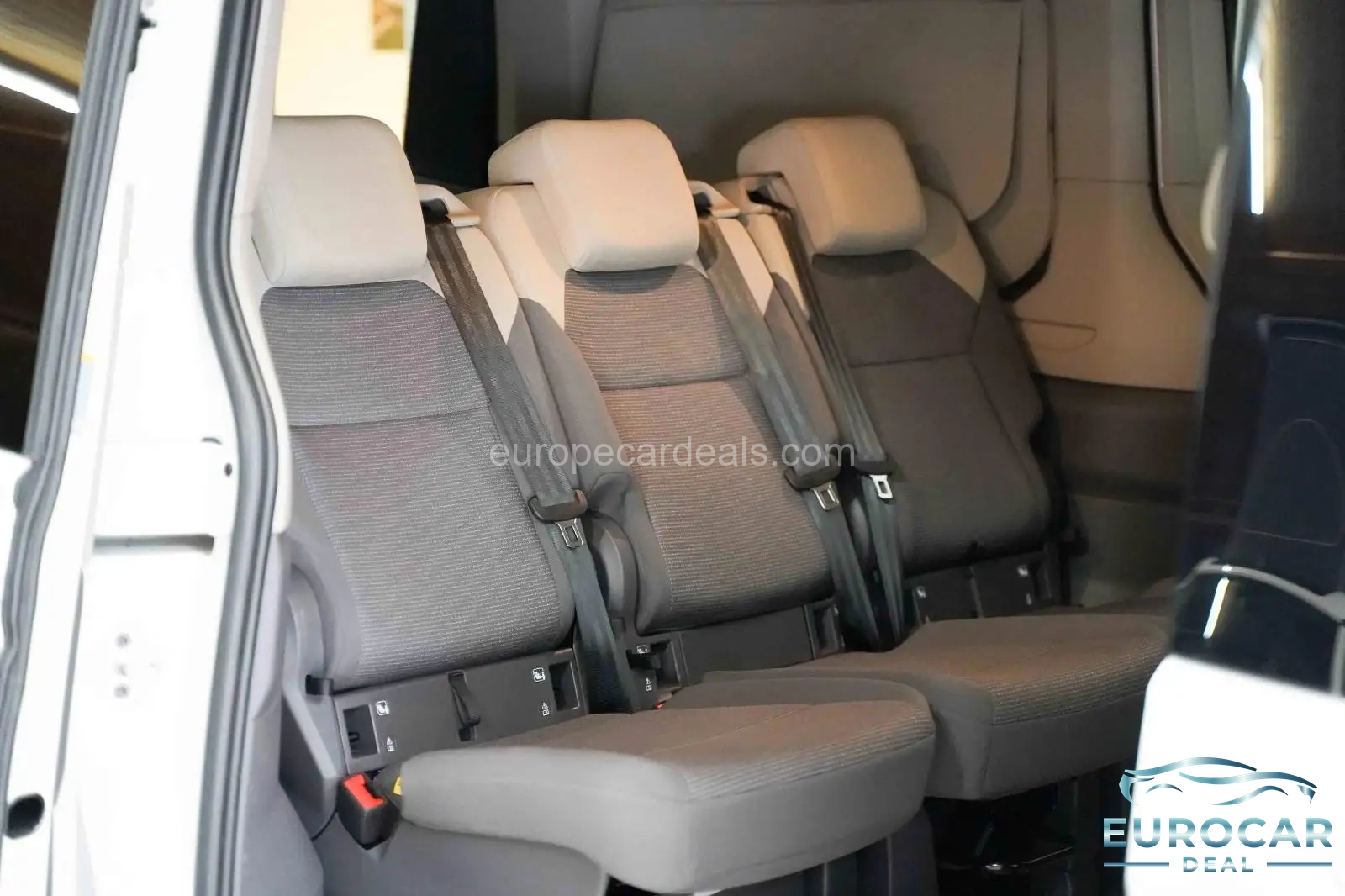 Volkswagen T7 California